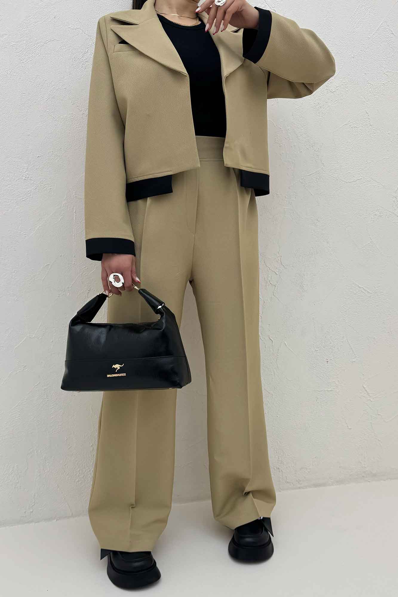 ست کت و شلوار مازراتی کجراه دو رنگ  نازیلا