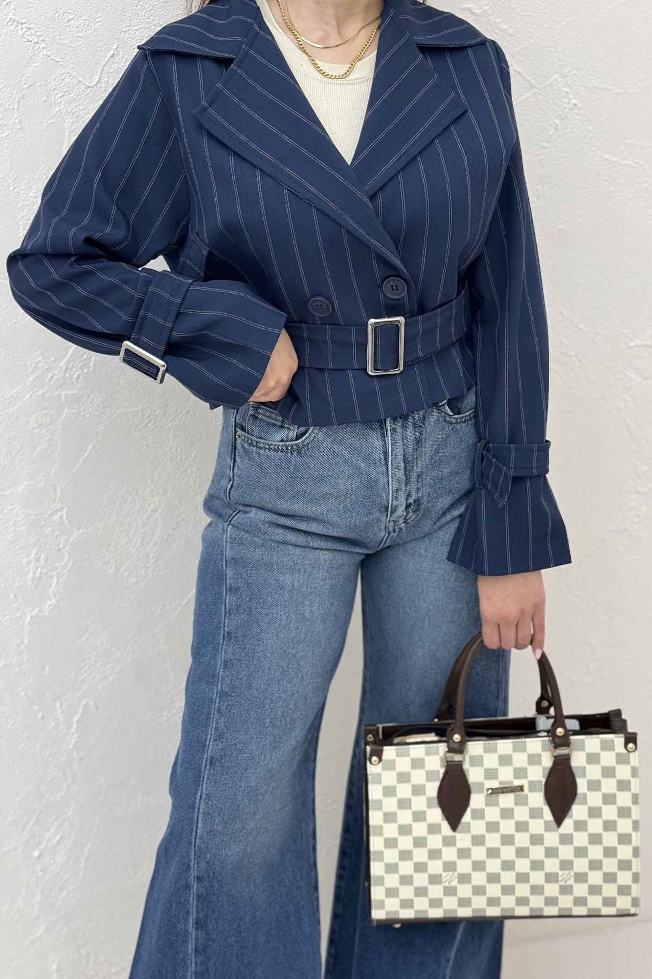 کت کراپ آستین سگگ  بزیاق دیپلمات سما 