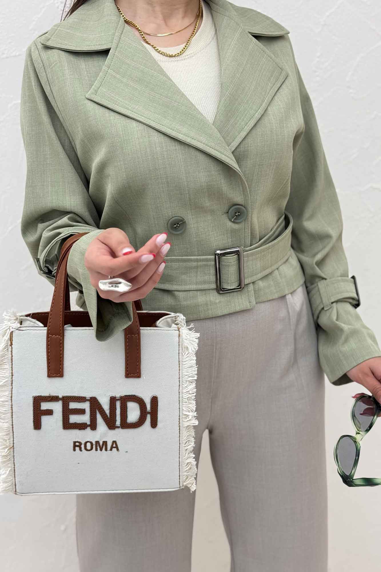 کت کراپ آستین سگگ  بزیاق دیپلمات سما 