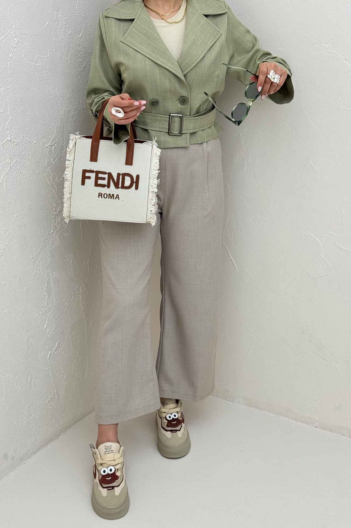 کت کراپ آستین سگگ  بزیاق دیپلمات سما 