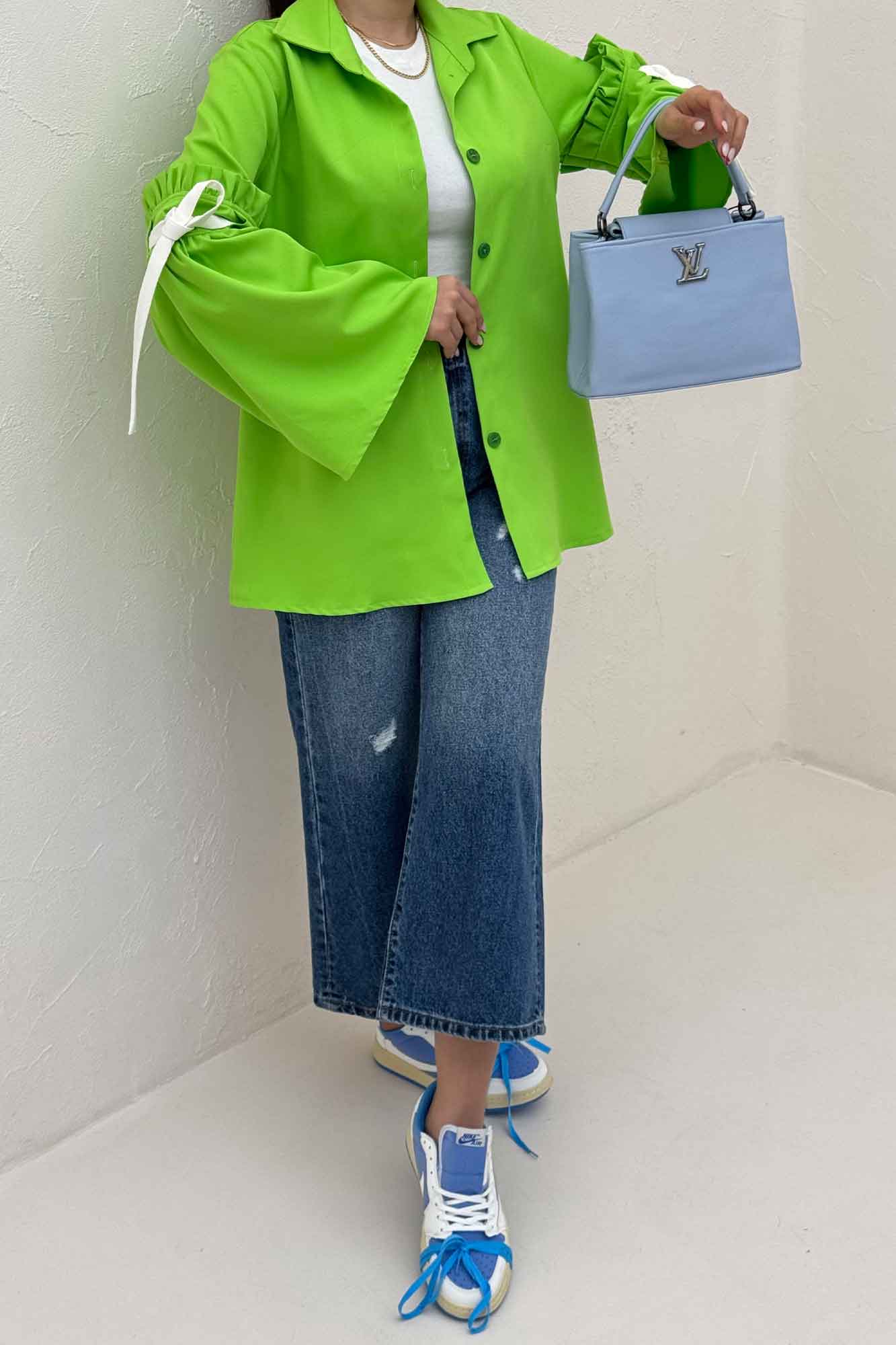 شومیز مانتویی مازراتی آستین بندی ملوسک