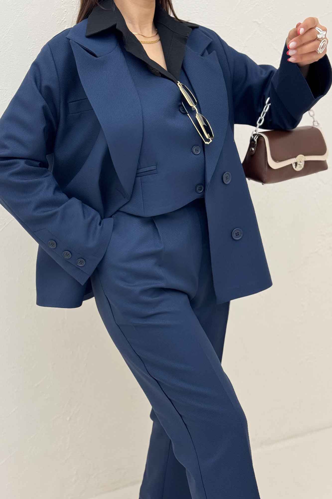 ست سه تیکه مازراتی کجراه گندم