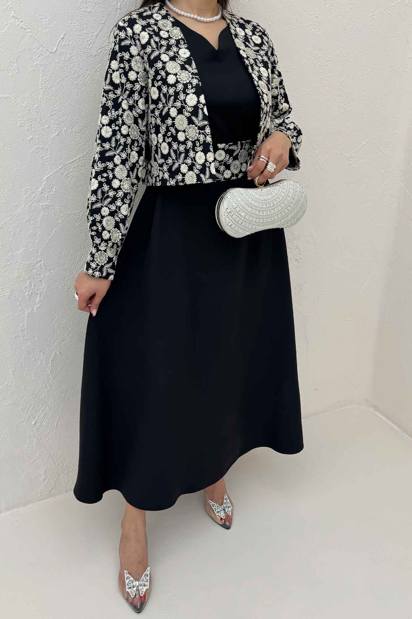 ست کت و سارافن سوزن دوزی MARLIS طرح 3