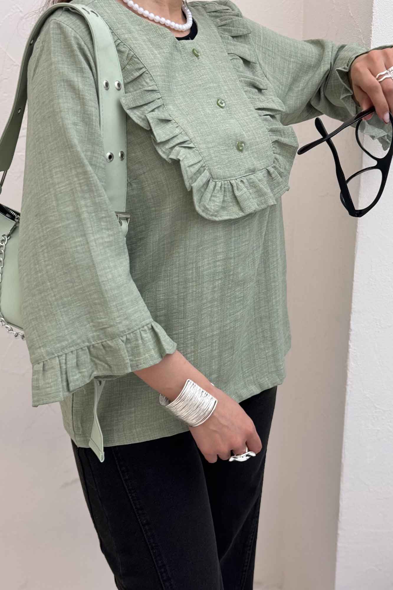 بلوز شانتون راه راه یقه چین سه دکمه