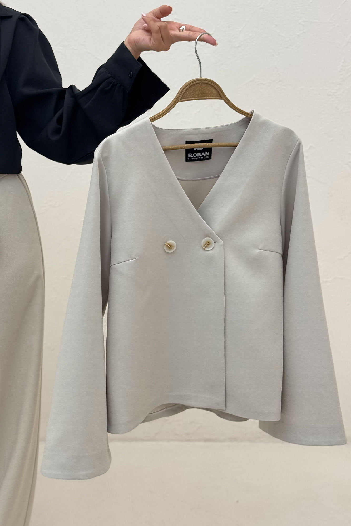 کت مازراتی یقه هفت آستین کلوش