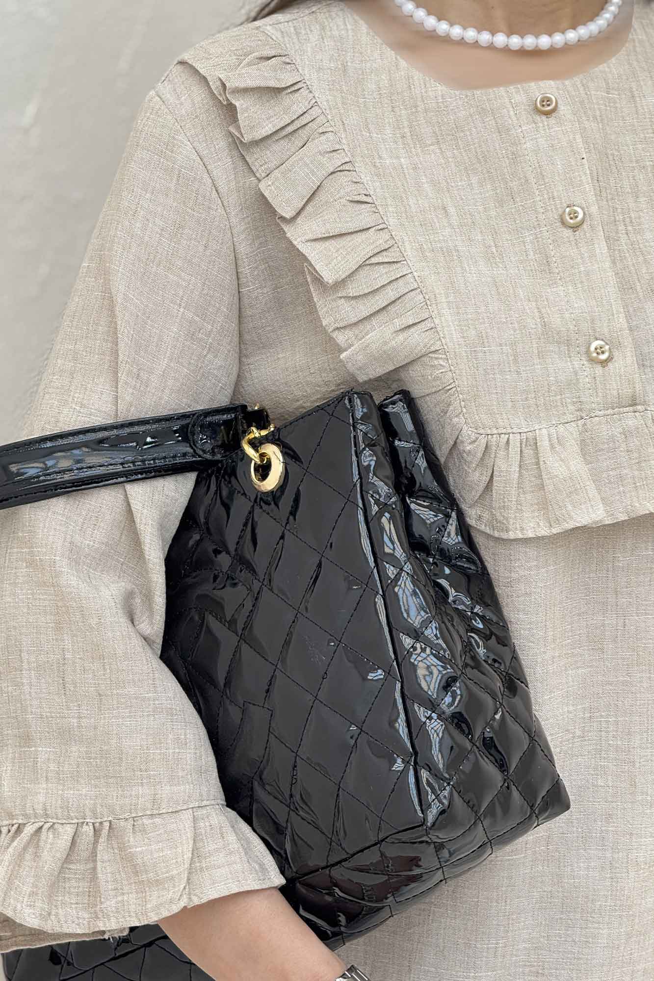 بلوز شانتون زارا یقه چین سه دکمه 