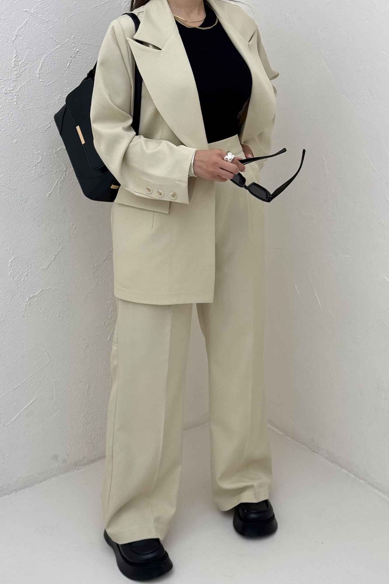 ست کت و شلوار مازراتی کجراه مونا