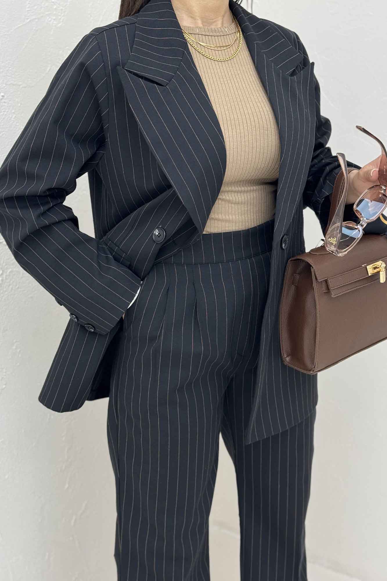 ست کت و شلوار لینن دیپلمات هوستا