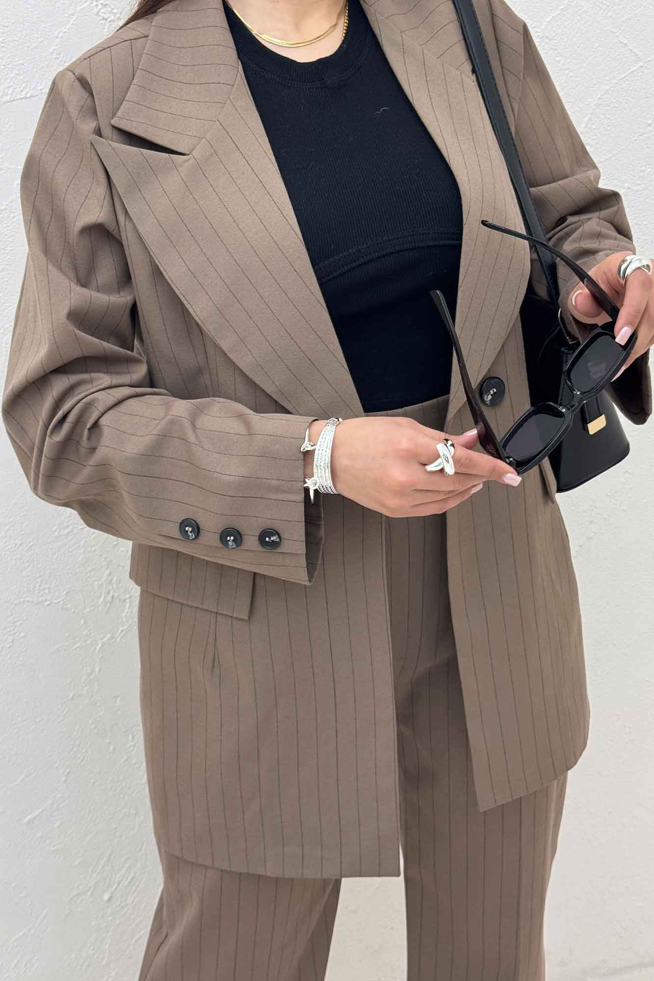 ست کت و شلوار لینن دیپلمات هوستا