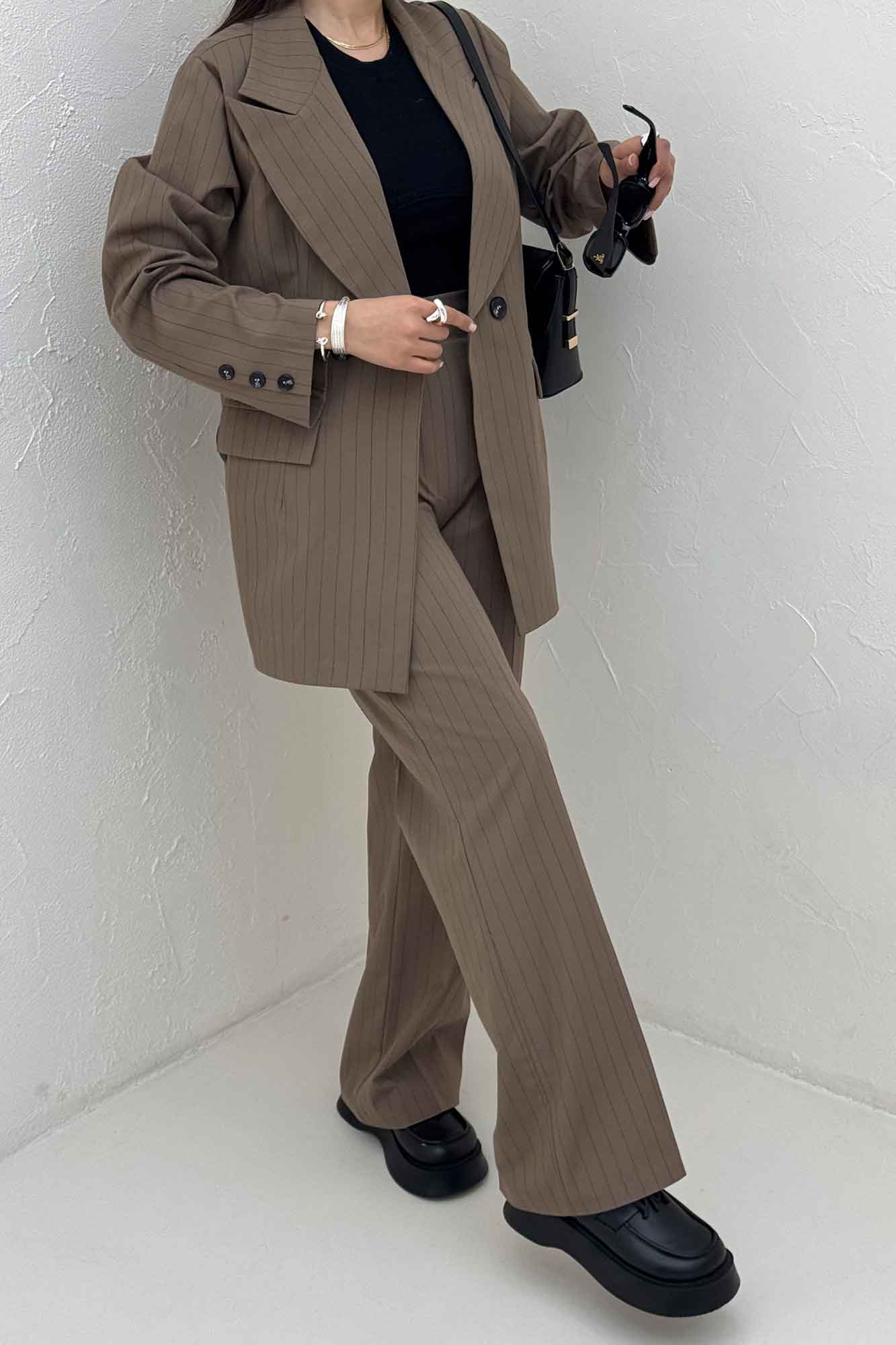 ست کت و شلوار لینن دیپلمات هوستا