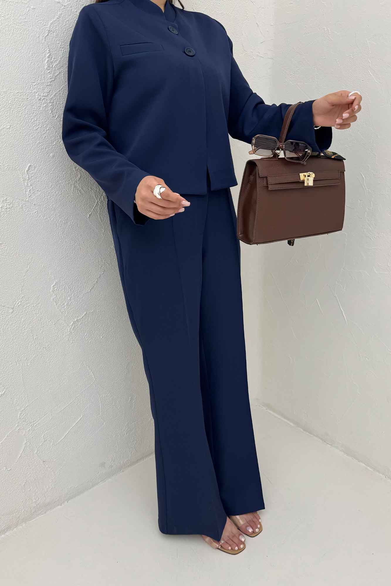 ست 2ps مازراتی یقه سه سانت دو دکمه لایرا