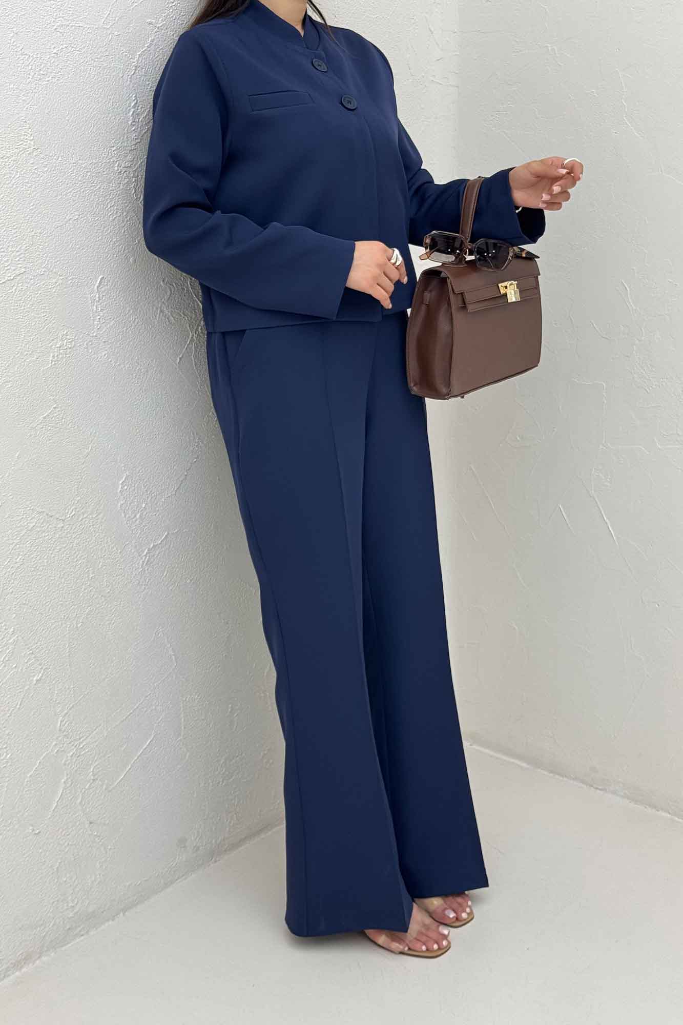 ست 2ps مازراتی یقه سه سانت دو دکمه لایرا