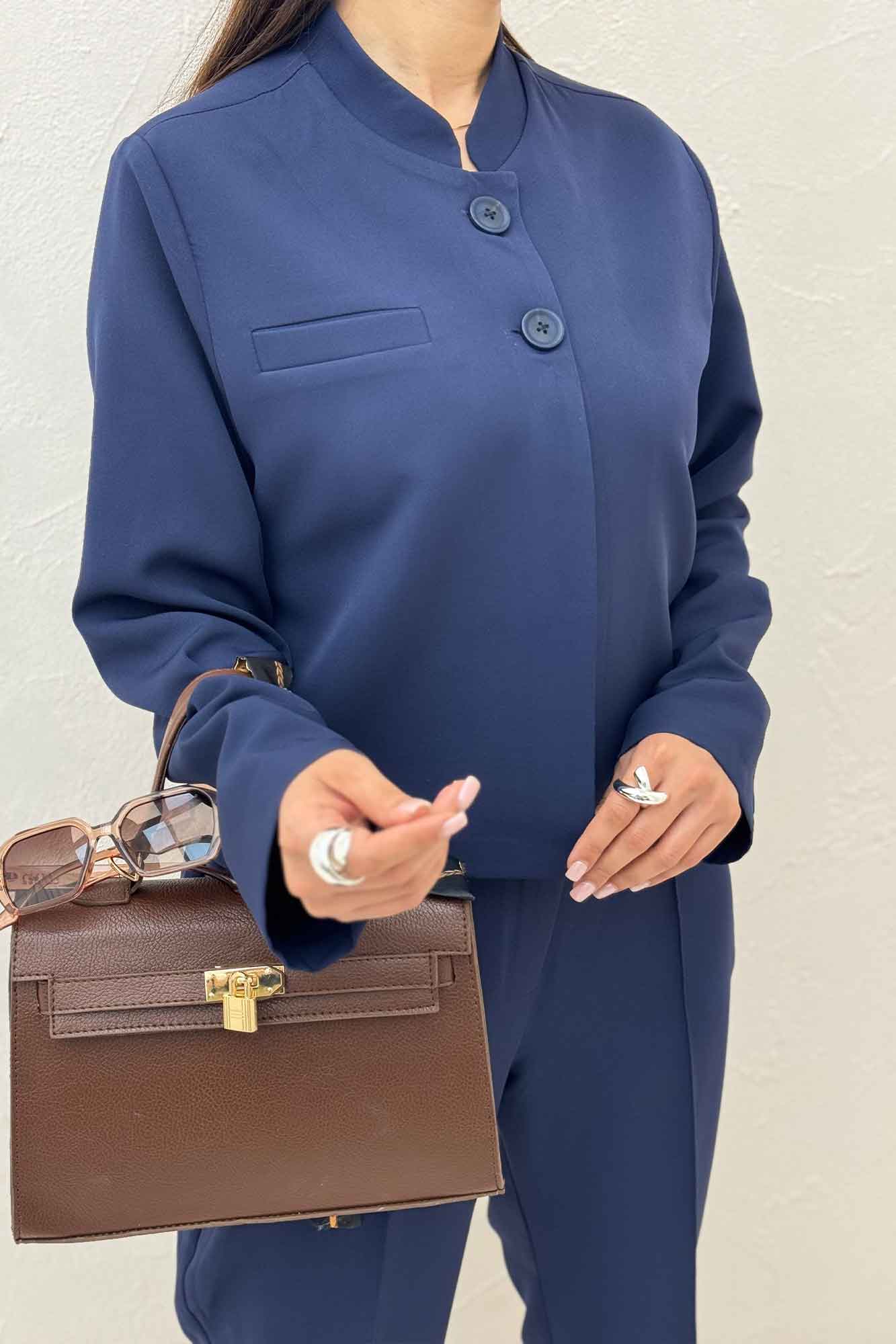 ست 2ps مازراتی یقه سه سانت دو دکمه لایرا