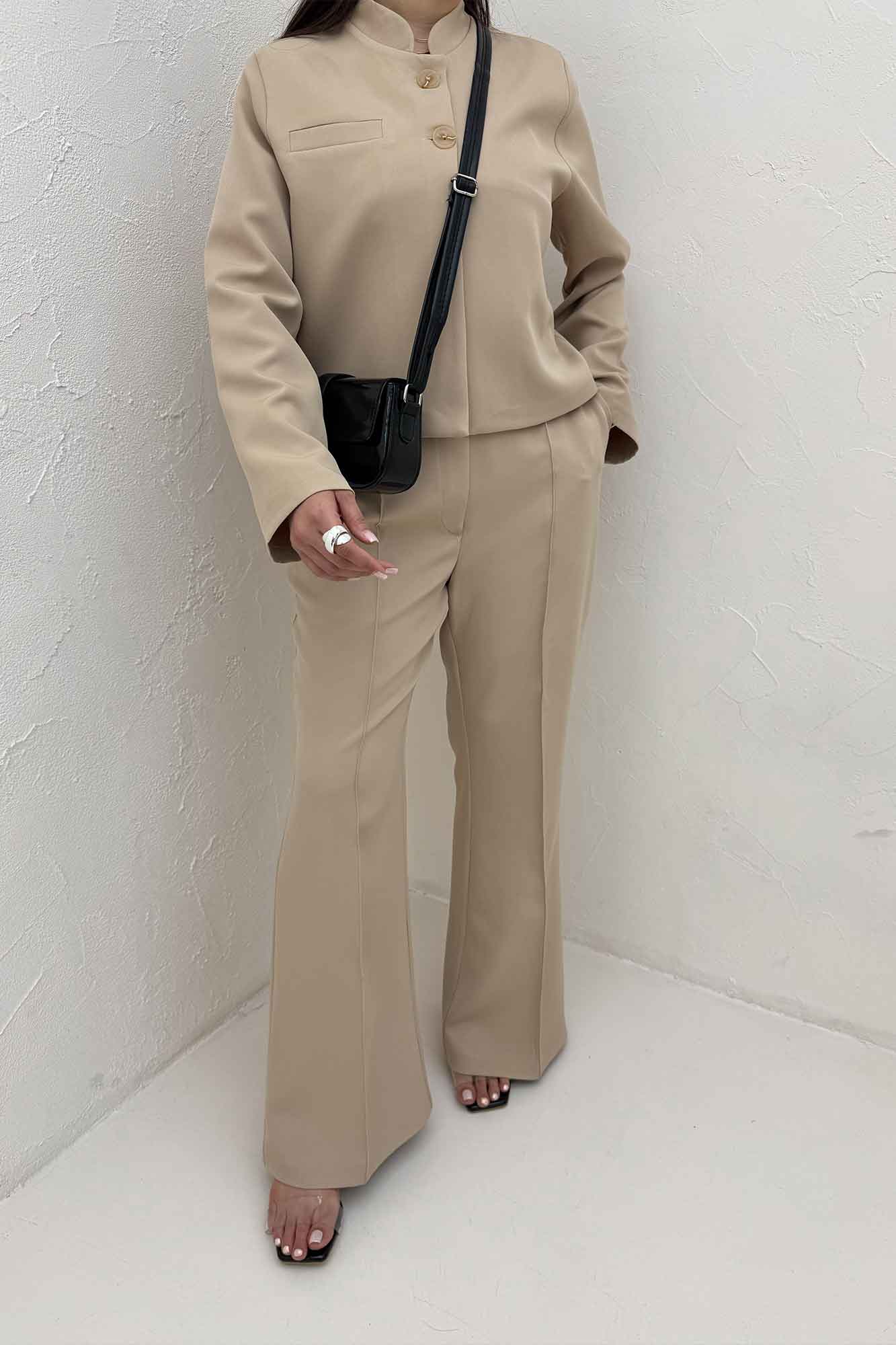 ست 2ps مازراتی یقه سه سانت دو دکمه لایرا