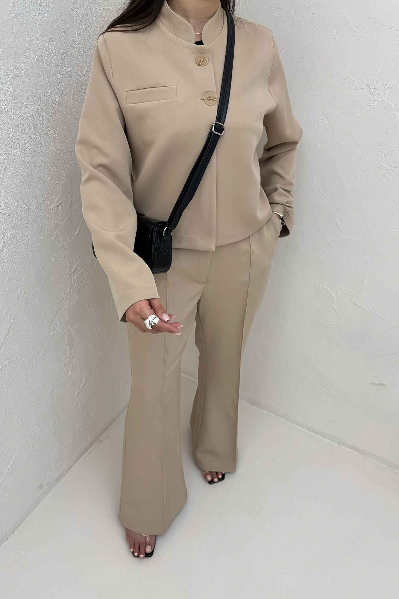 ست 2ps مازراتی یقه سه سانت دو دکمه لایرا