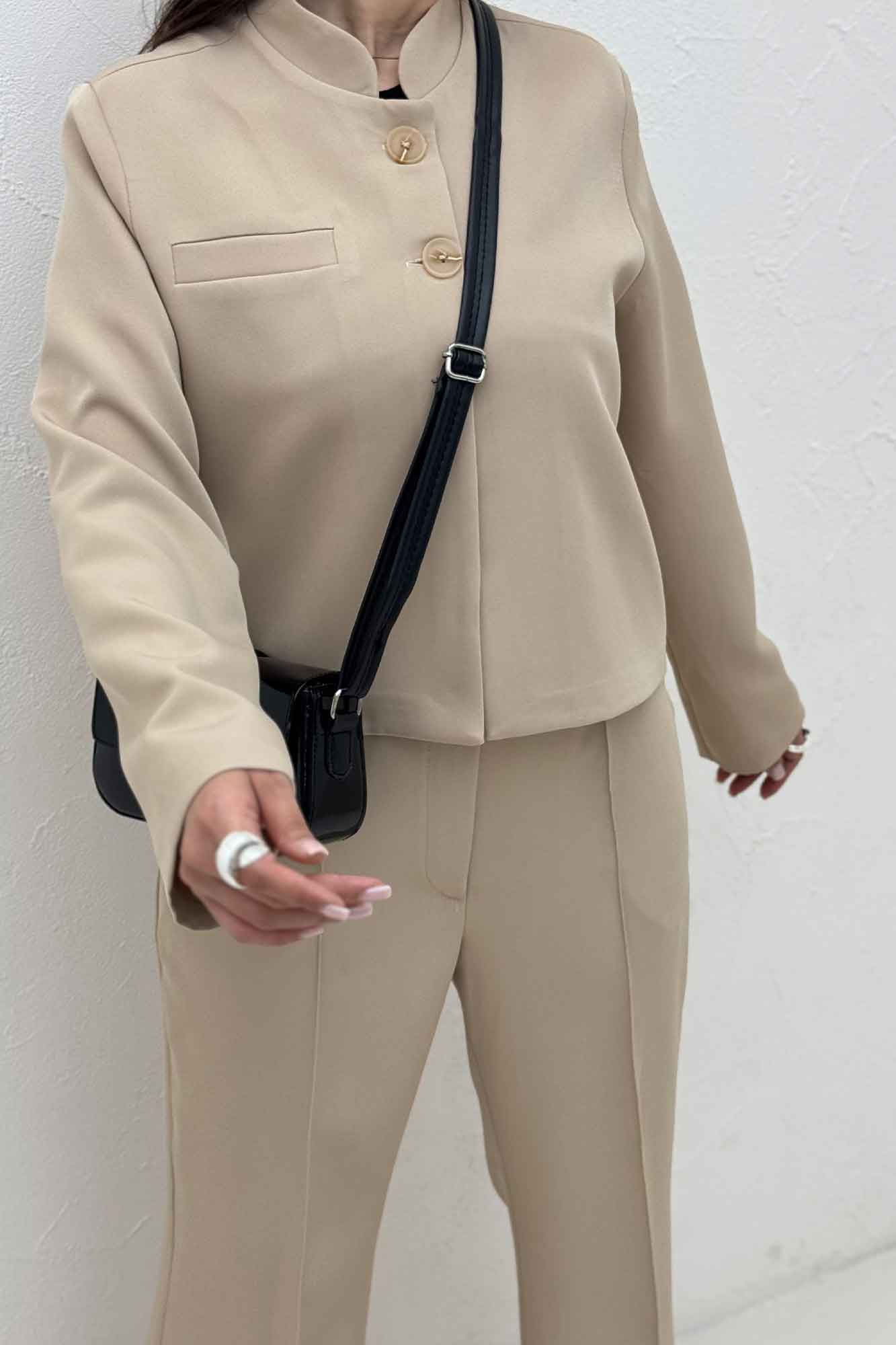 ست 2ps مازراتی یقه سه سانت دو دکمه لایرا