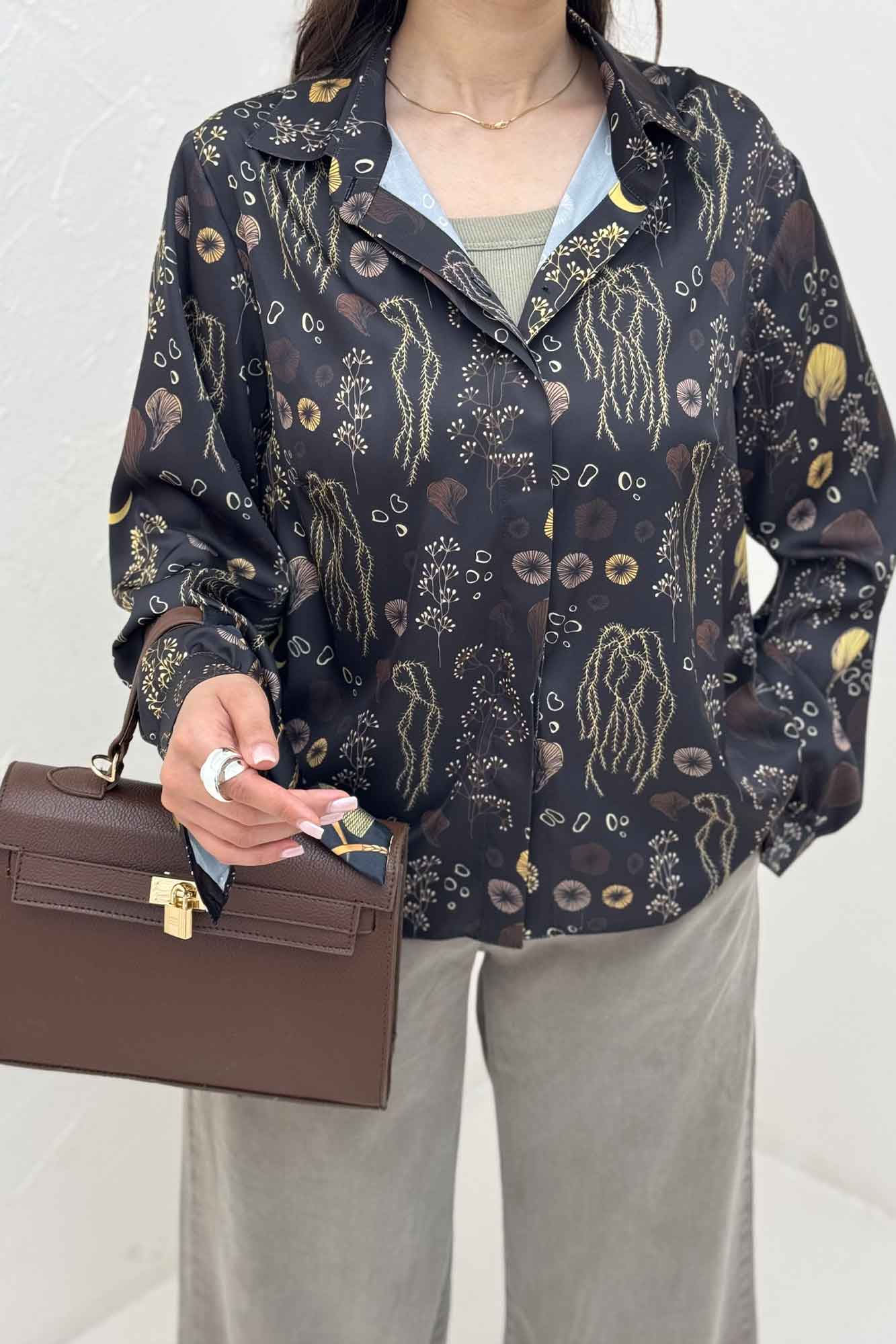 شومیز ساتن حریر دکمه مخفی طرح ماه برگ