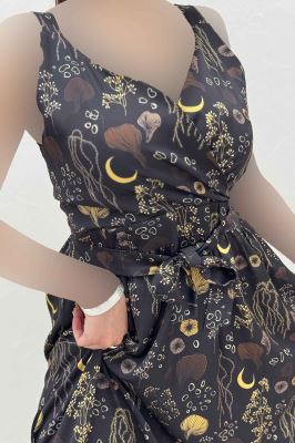 پیراهن ساحلی ساتن حریر طرح ماه برگ