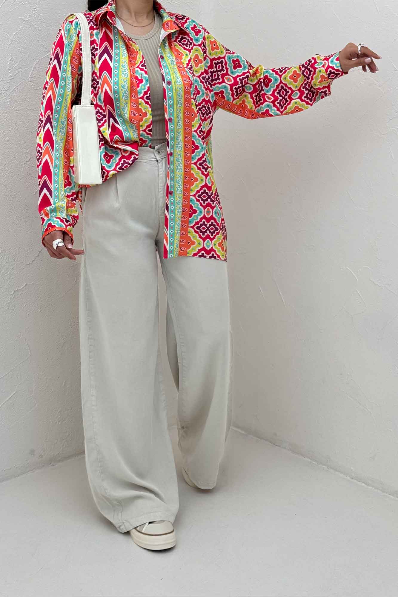 شومیز ساتن حریر طرح کارناوال