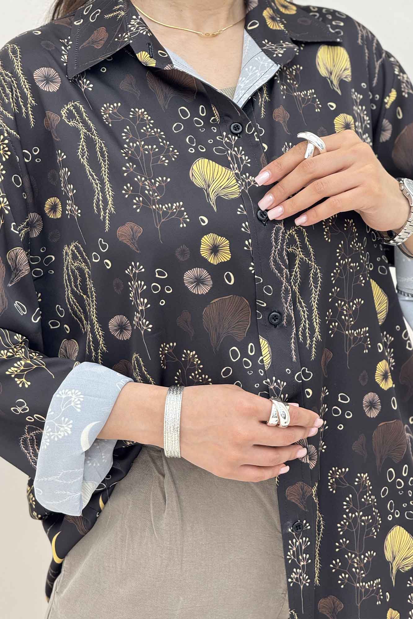 شومیز ساتن حریر طرح ماه برگ