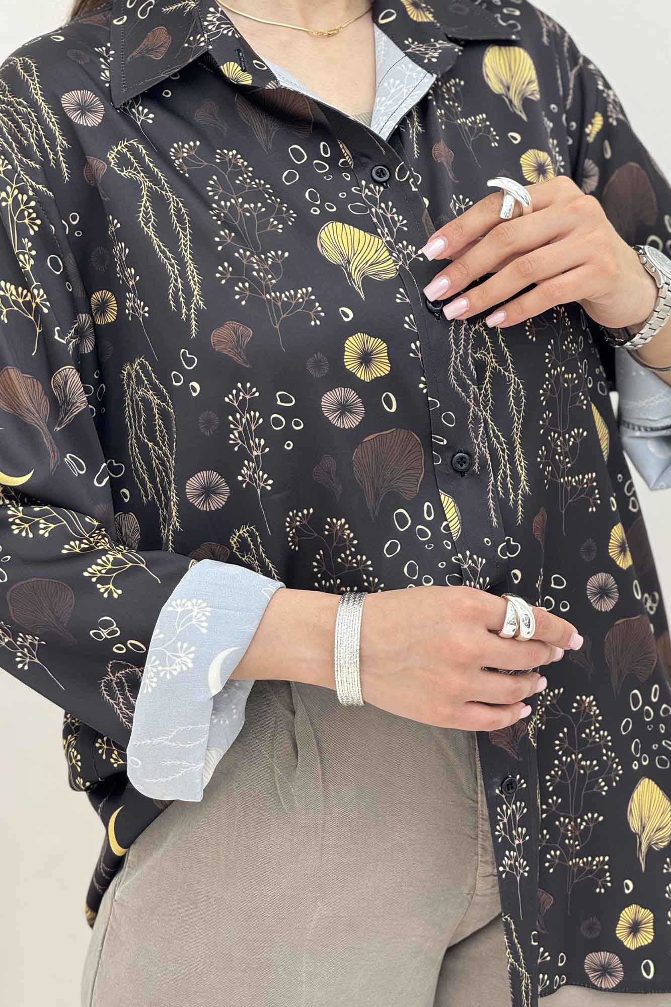 شومیز ساتن حریر طرح ماه برگ