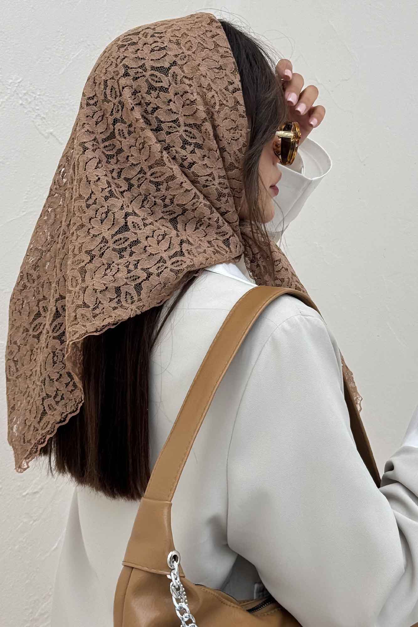 روسری سه گوش گیپور طرح یک