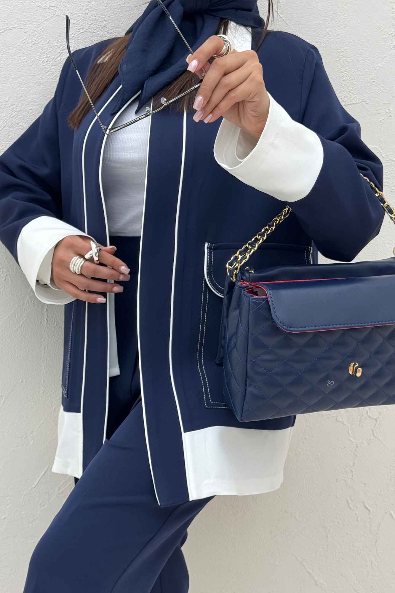 ست کت و شلوار مازراتی مغزی دوزی حاشیه سفید مگان