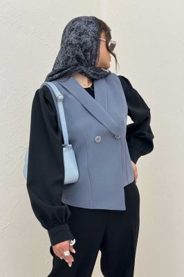 وست مازراتی دکمه دوبل لورا