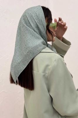 مینی اسکارف نقطه زار