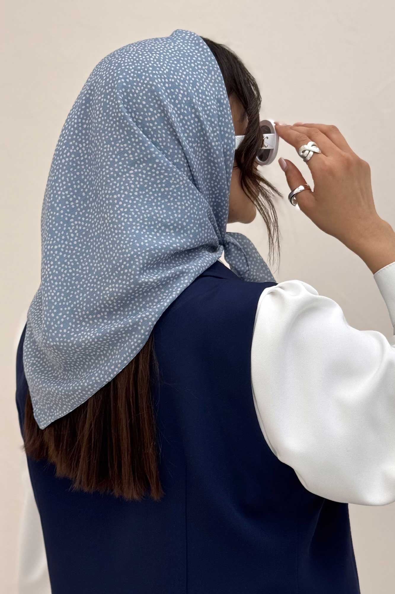 مینی اسکارف نقطه زار