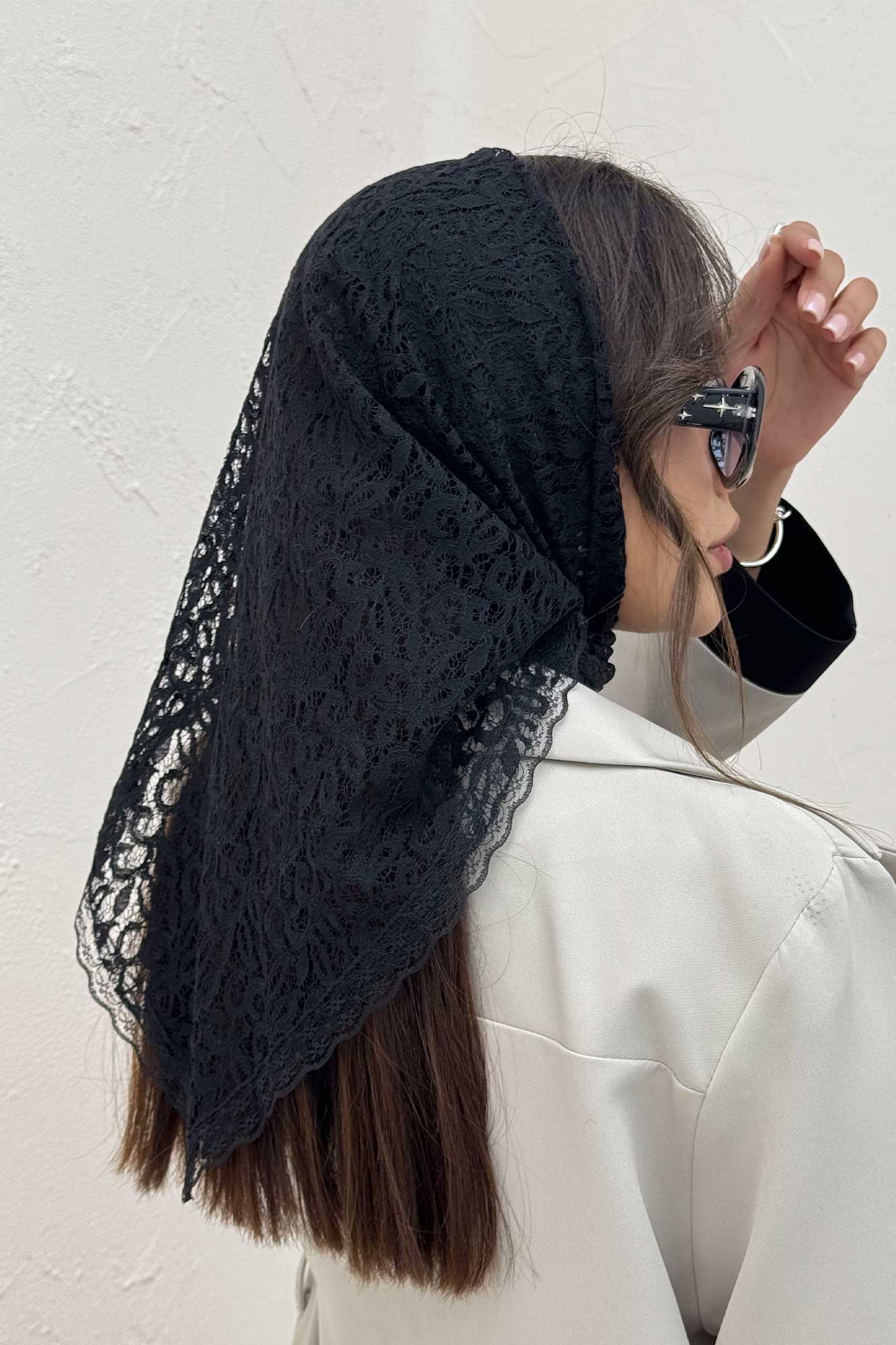 روسری سه گوش گیپور طرح یازده