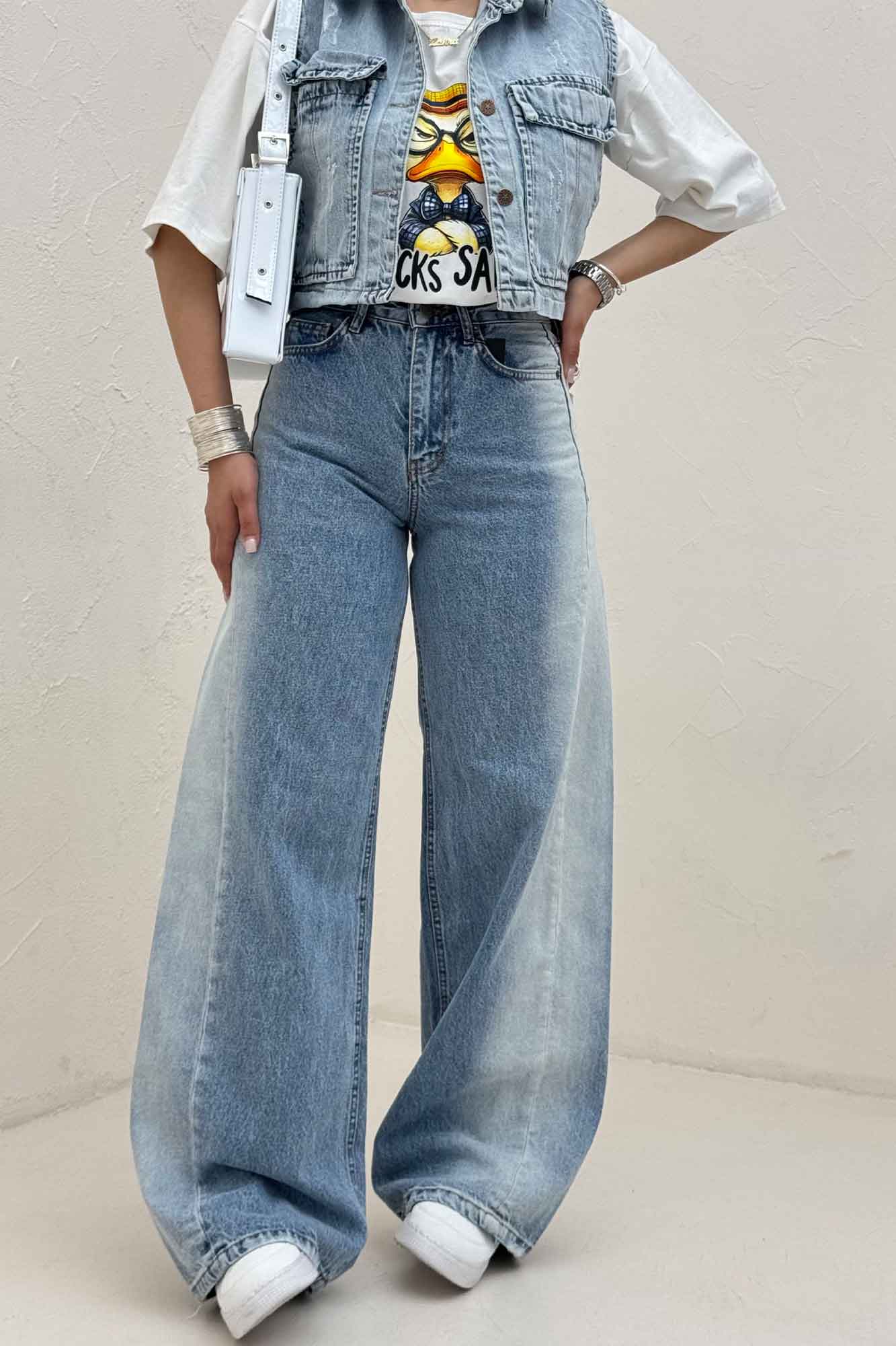 شلوار جین شافل کمر ساده دمپا زاپ 300010457