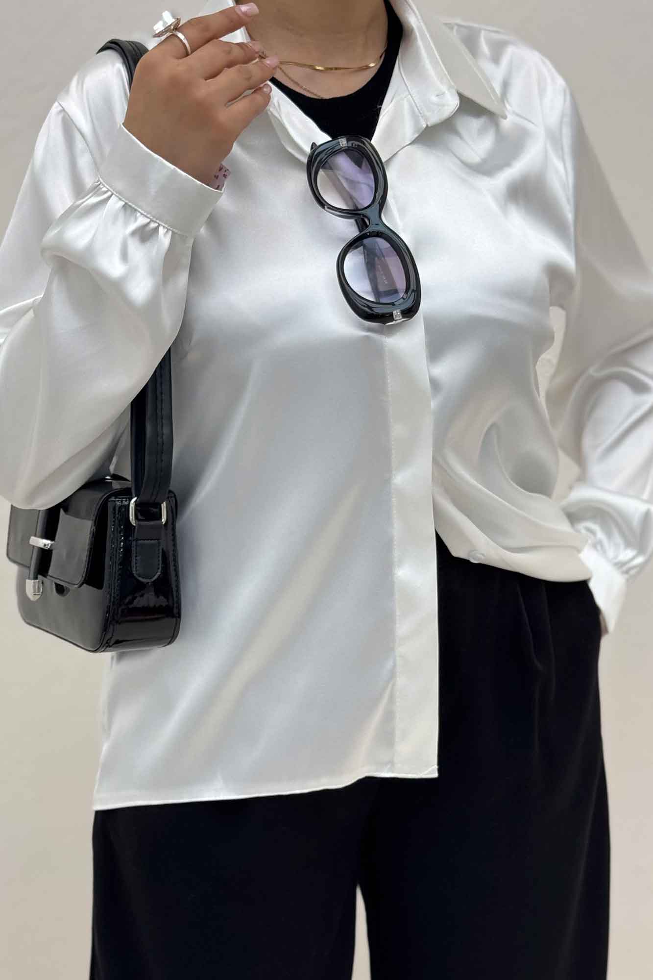 شومیز مانتویی ساتن دکمه مخفی