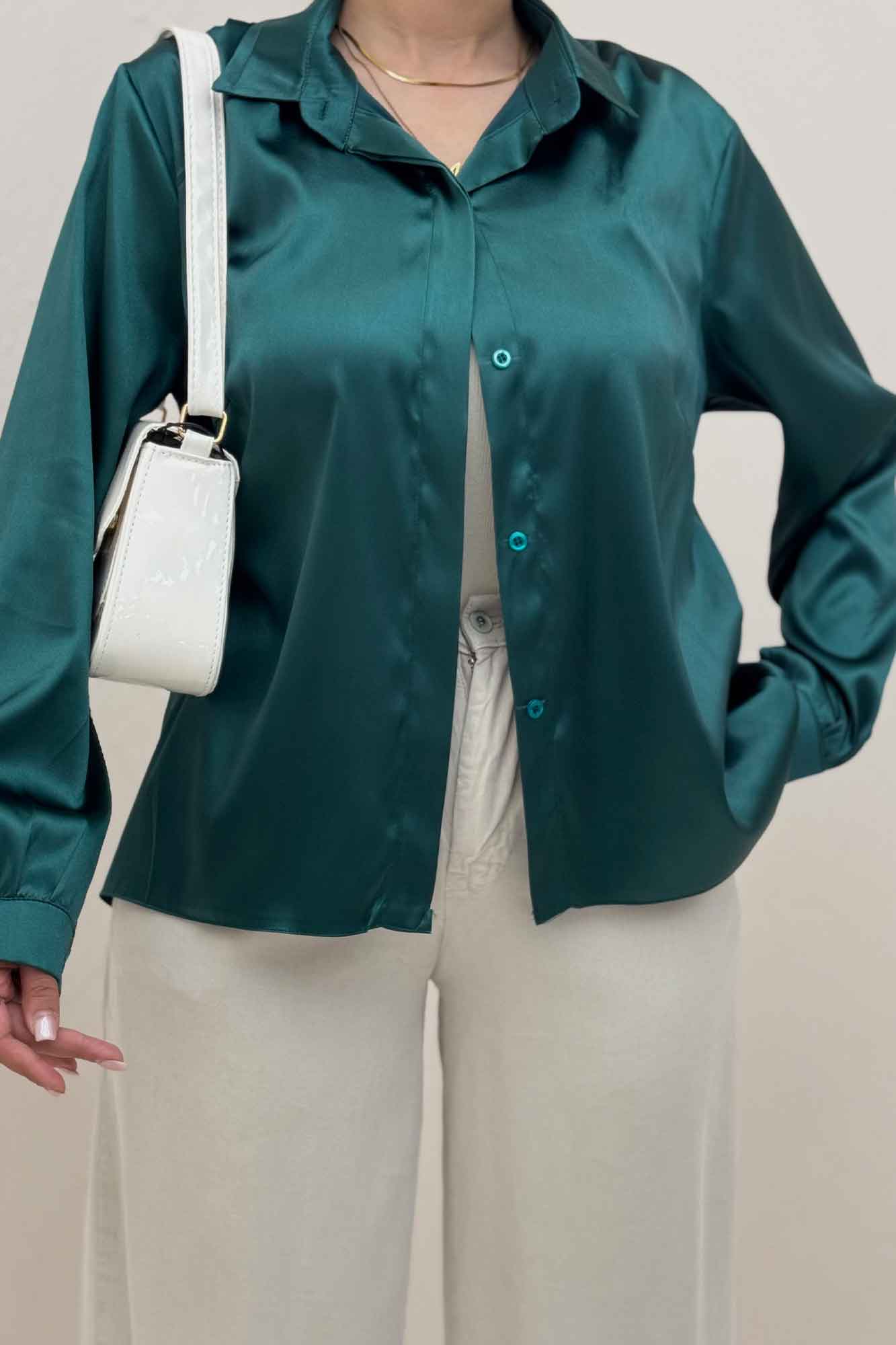 شومیز مانتویی ساتن دکمه مخفی