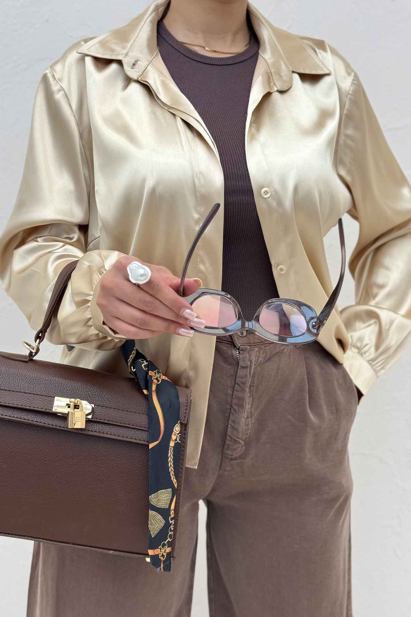 شومیز مانتویی ساتن دکمه مخفی