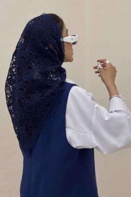 روسری سه گوش گیپور طرح ده