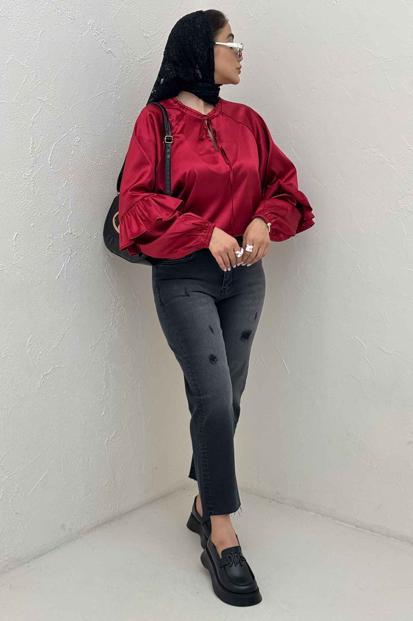 بلوز ساتن یقه گت آستین چین دار