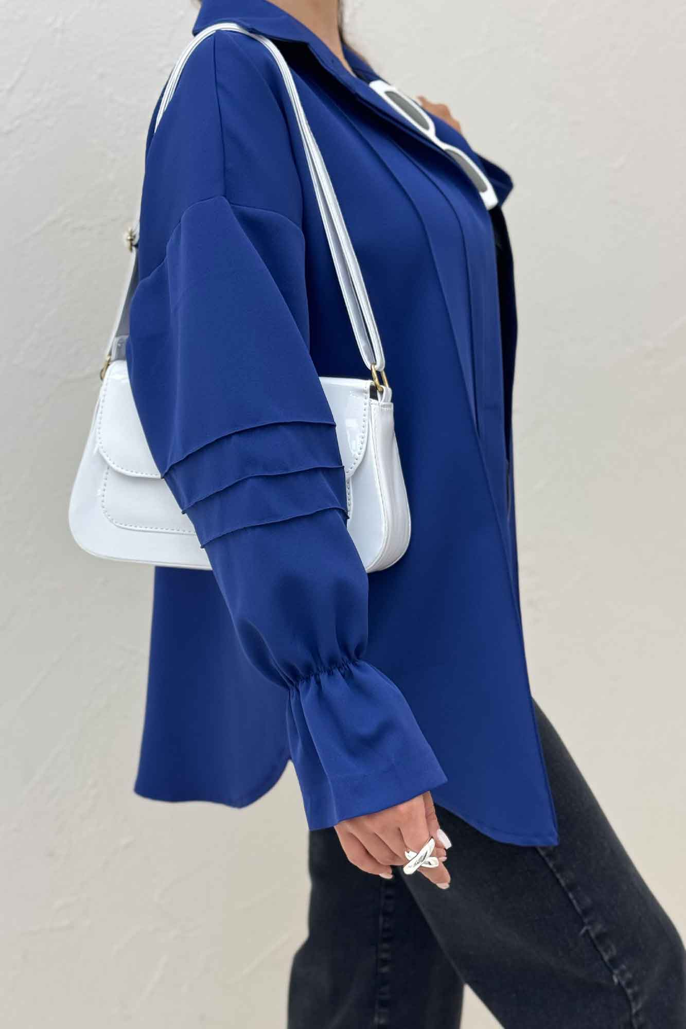 شومیز مانتویی خط دار آستین عروسکی 