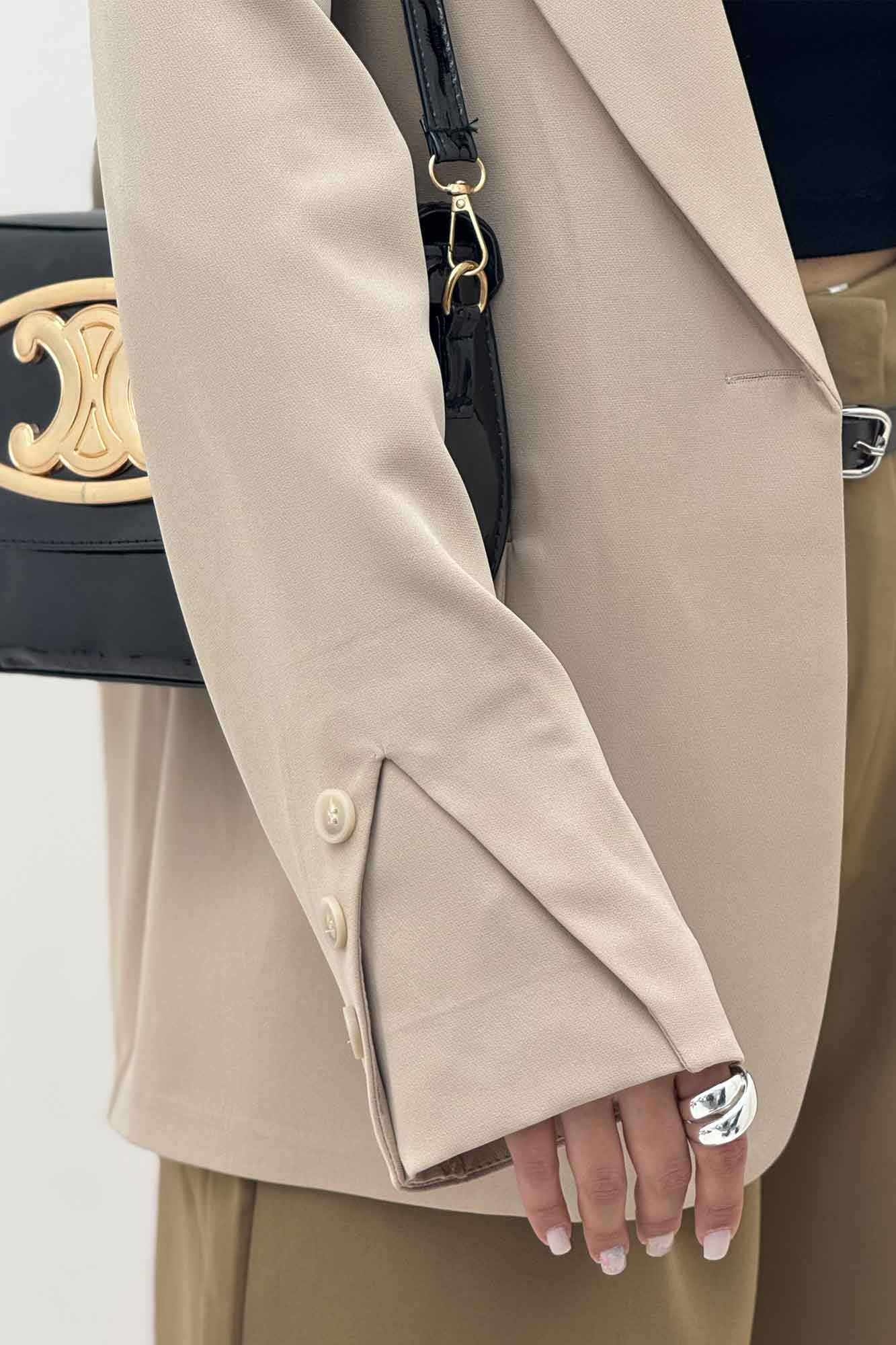 کت مازراتی پشت هفتی دیارا