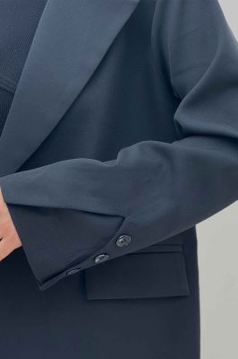 کت مازراتی پشت هفتی دیارا