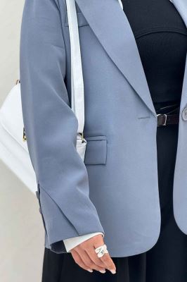 کت مازراتی پشت هفتی دیارا