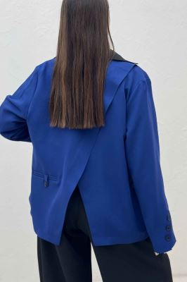 کت مازراتی پشت هفتی دیارا