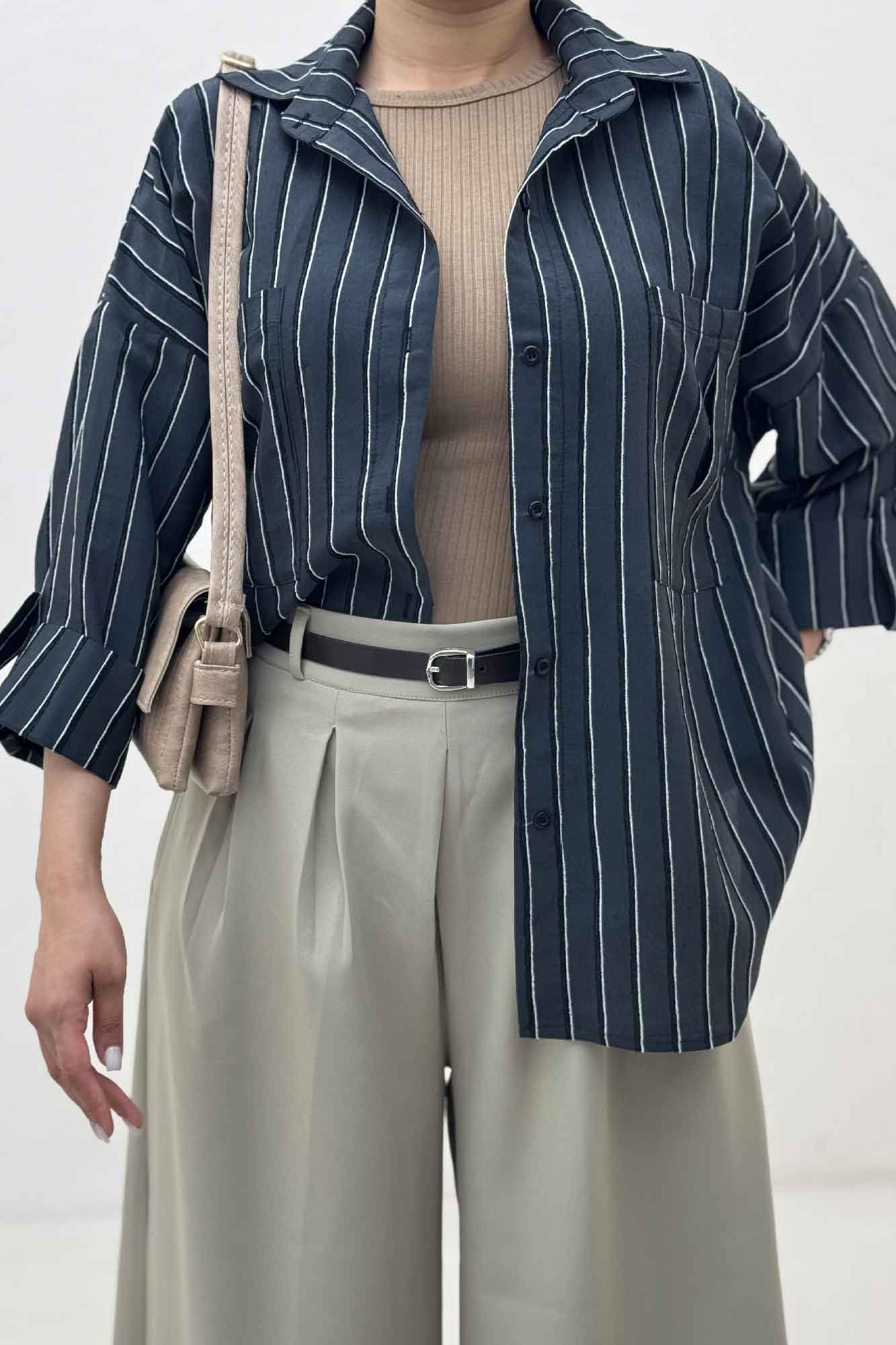 شومیز مانتویی راه راه ژاکارد پاگن دار