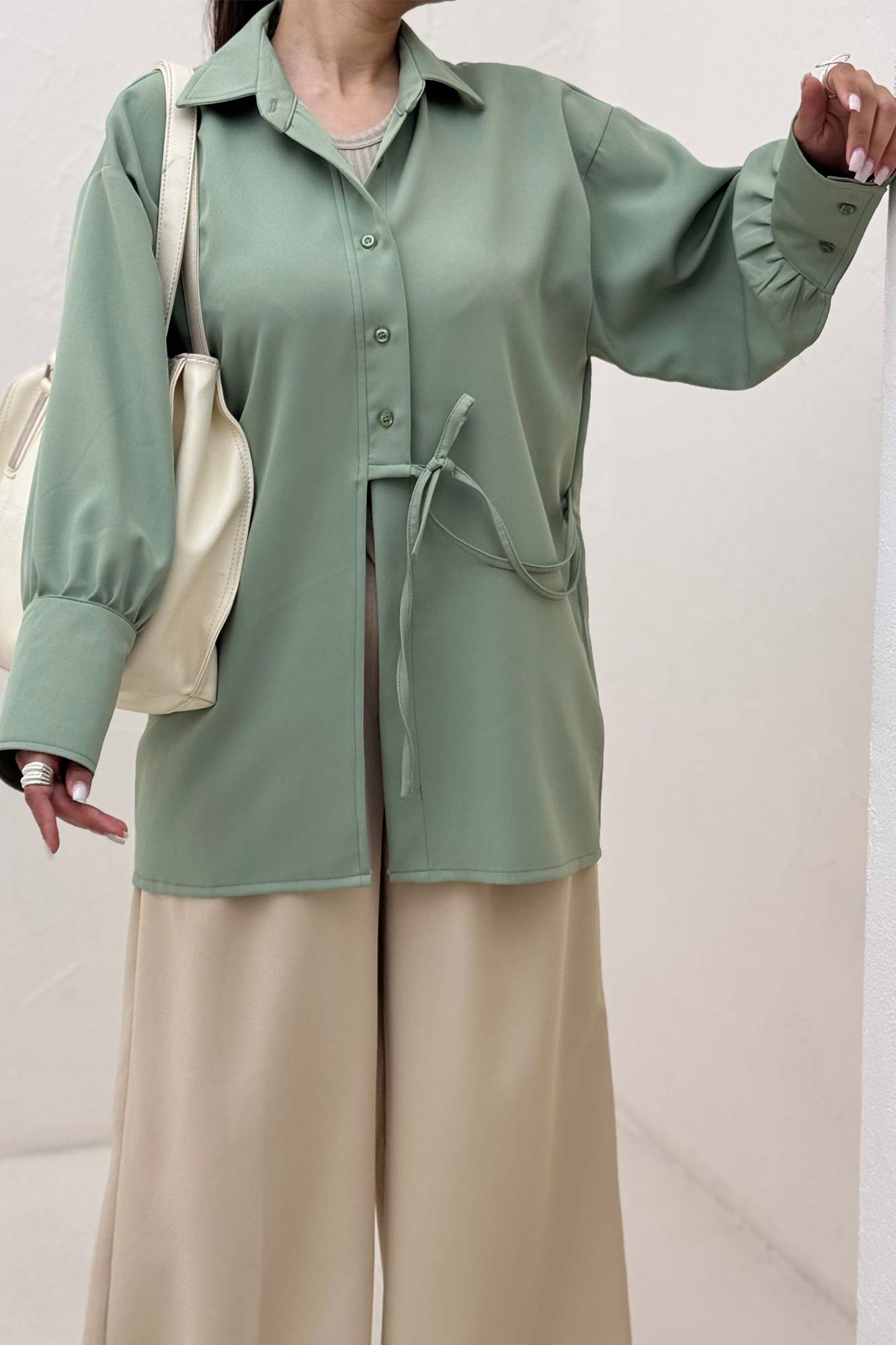 مانتو مازراتی مچ پهن جلو بنددار 