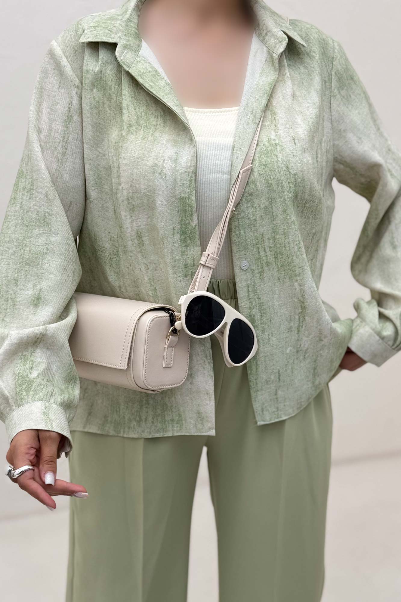 شومیز مانتویی پرینتی دکمه مخفی طرح 1