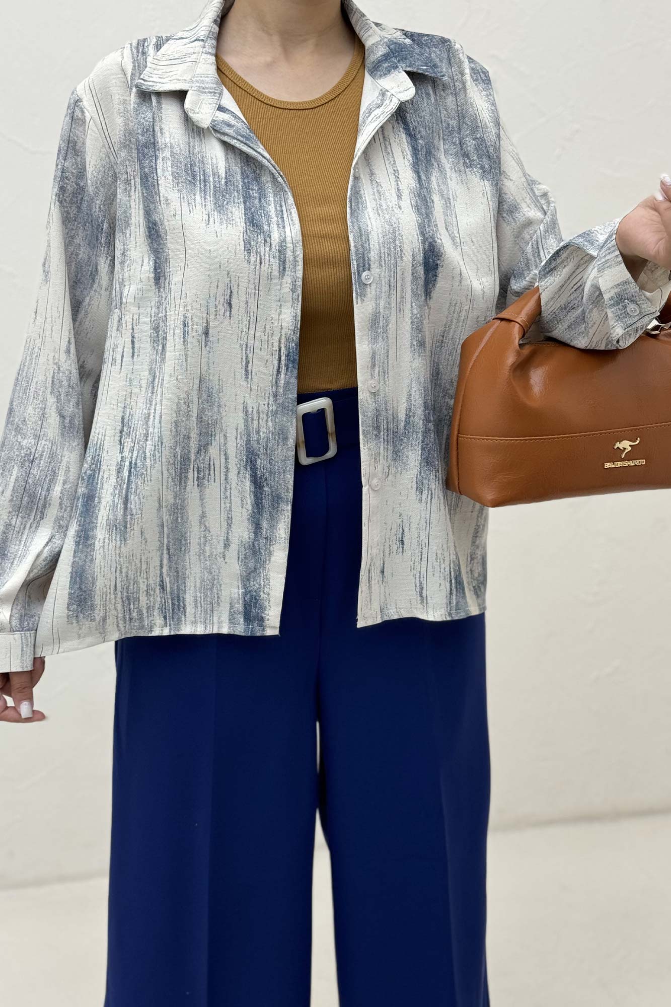 شومیز مانتویی پرینتی دکمه مخفی طرح 2