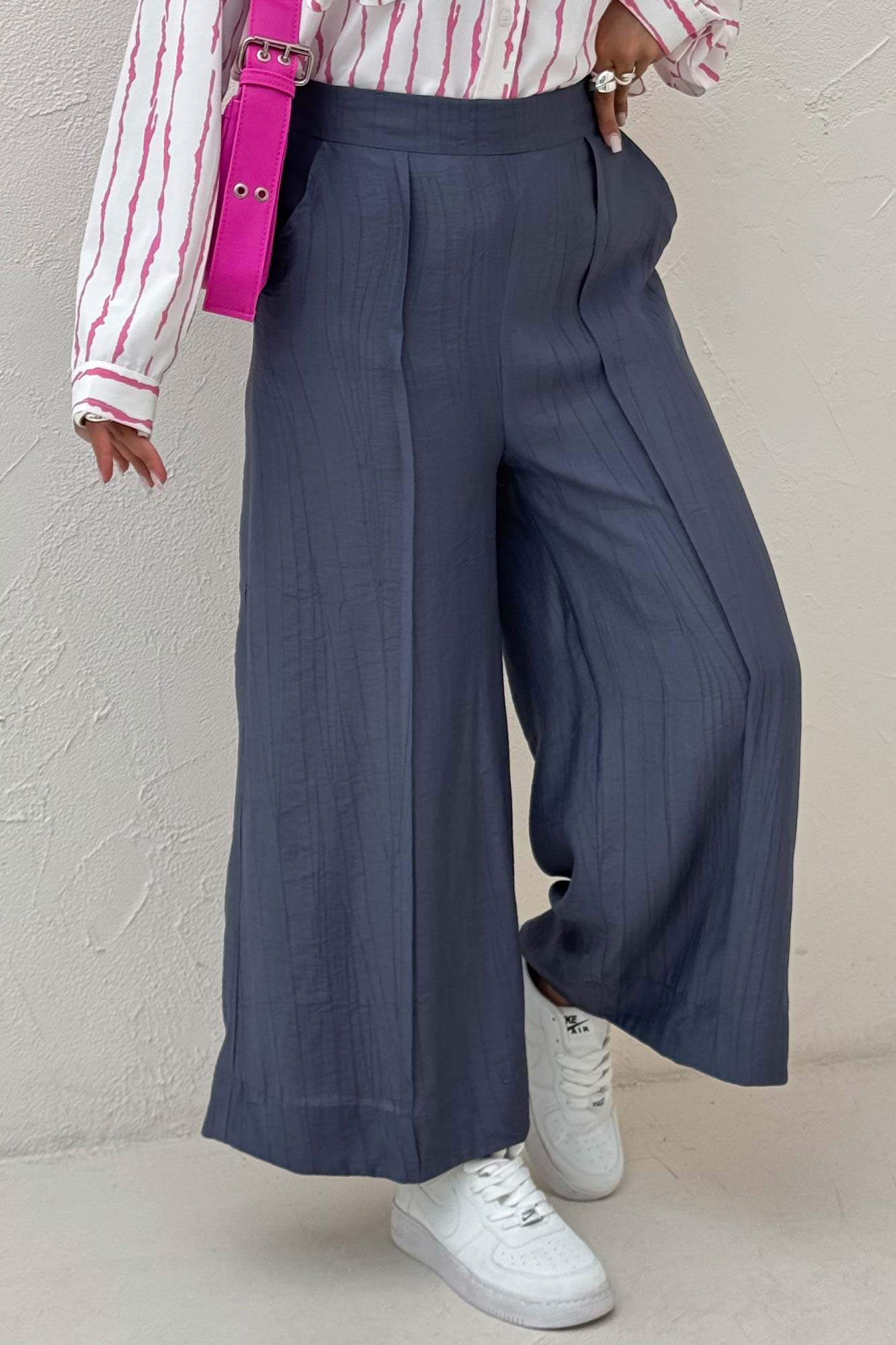 شلوار واید کریشه جلو دوخت