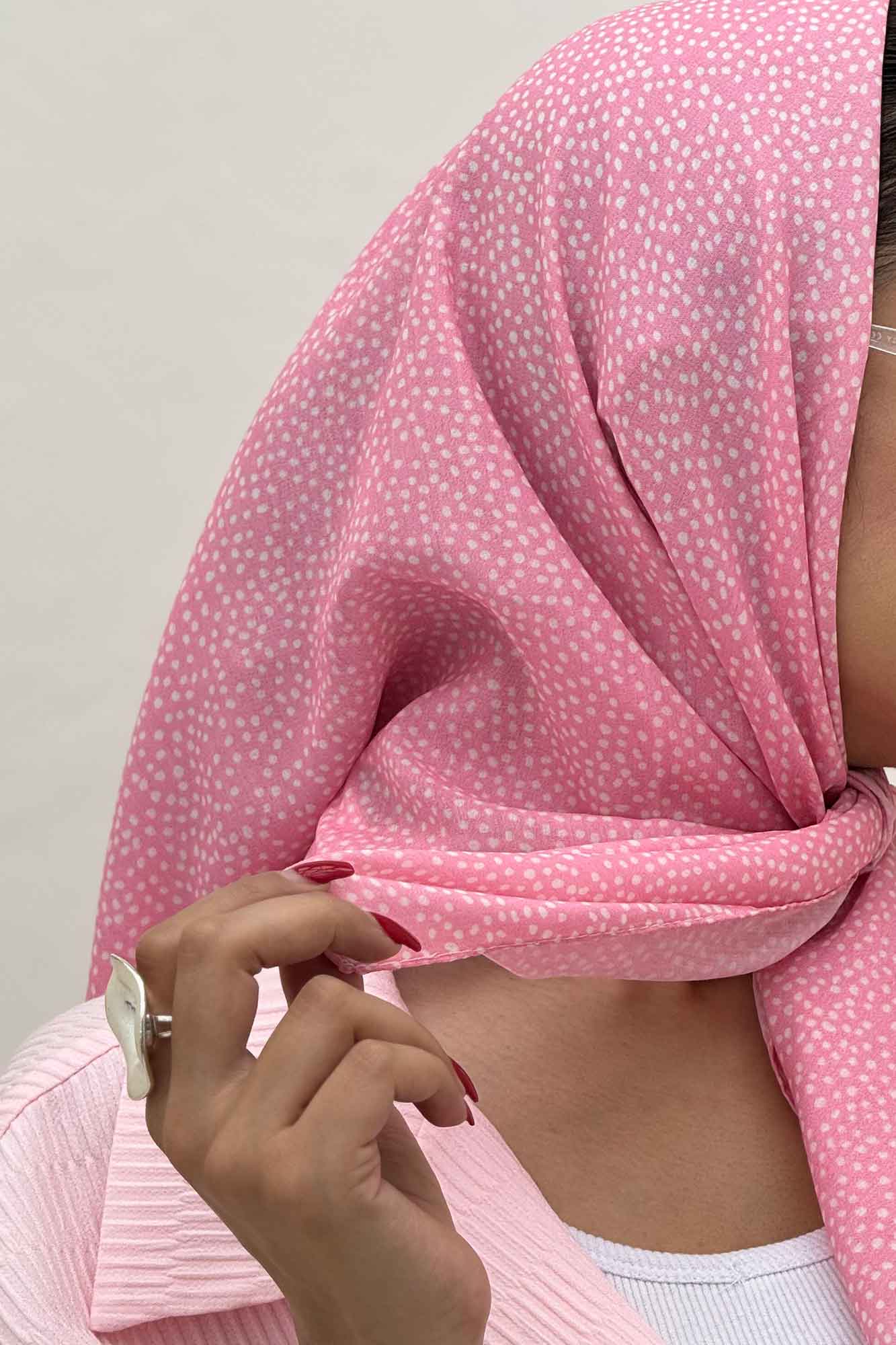 مینی اسکارف نقطه زار