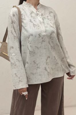 بلوز یقه بلیطی پرینتی تک جیب طرح 1