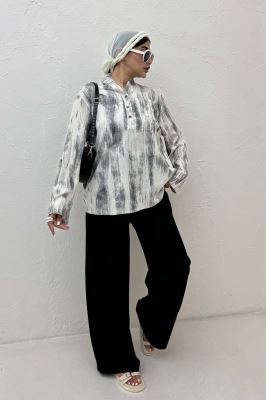 بلوز یقه بلیطی پرینتی تک جیب طرح 2